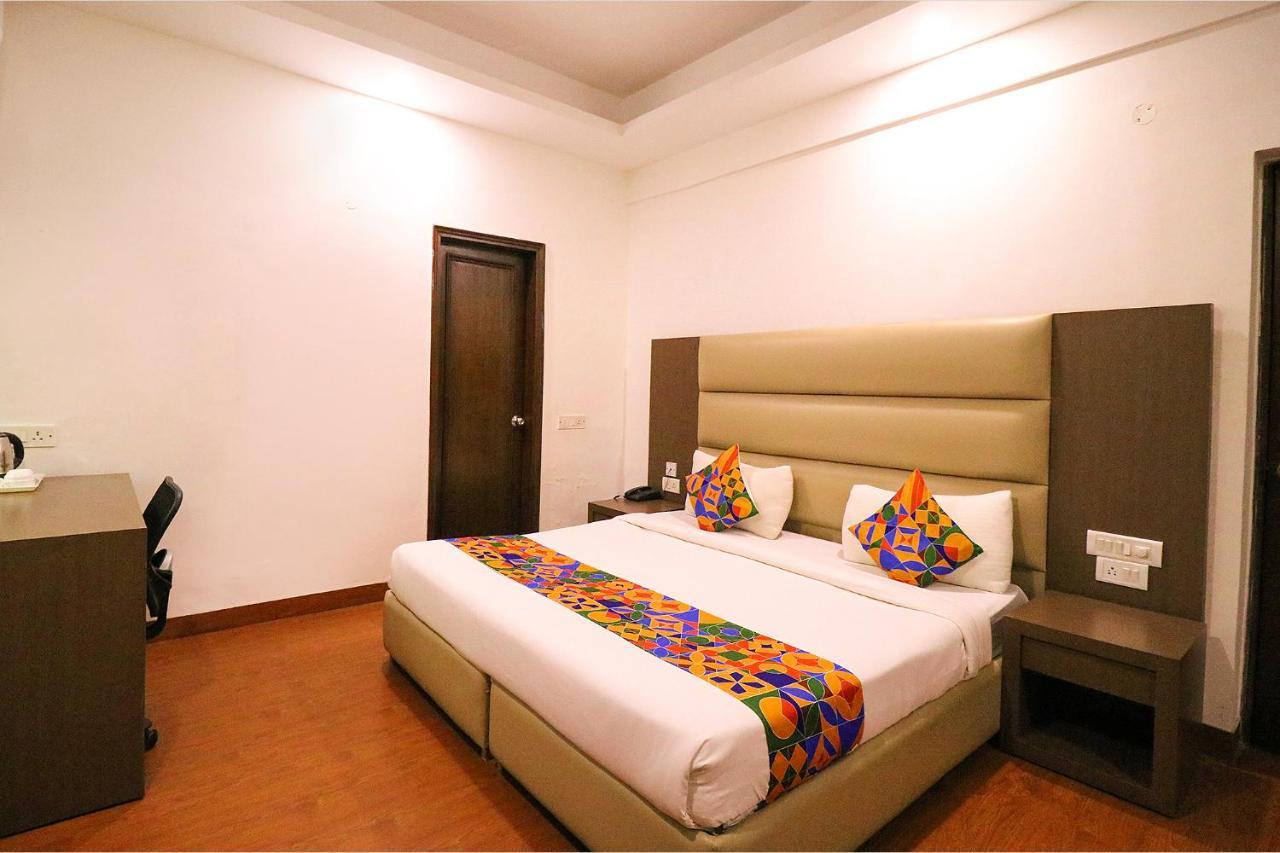 ניו דלהי Hotel Bel Morris מראה חיצוני תמונה