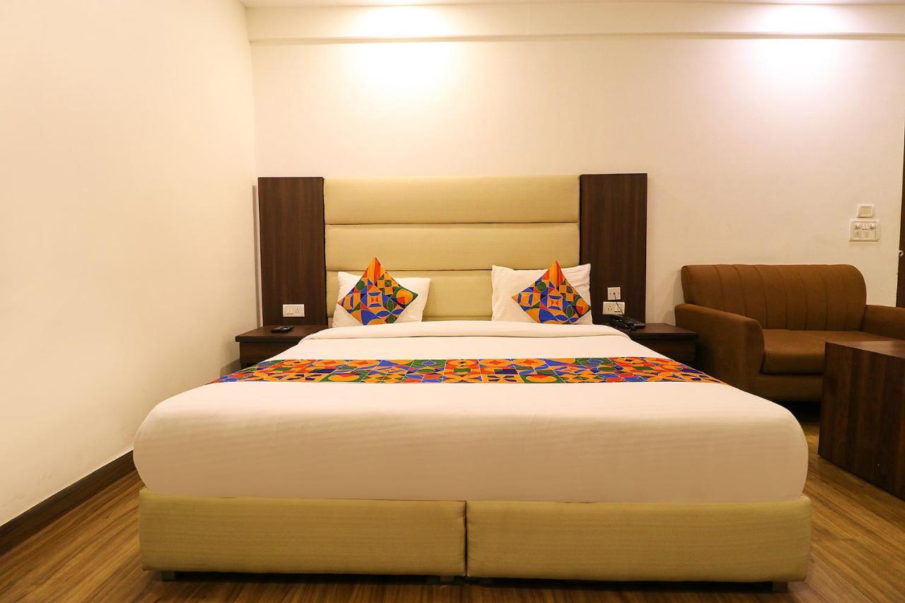 ניו דלהי Hotel Bel Morris מראה חיצוני תמונה