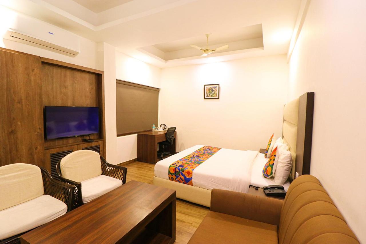 ניו דלהי Hotel Bel Morris מראה חיצוני תמונה